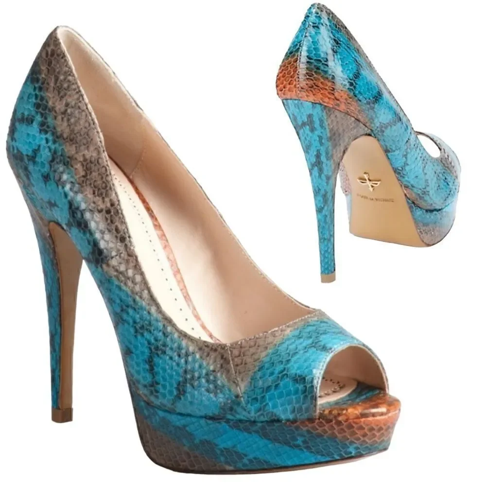 Pour La Victoire Snakeskin Peep-Toe Platform Heels – Size 8.5